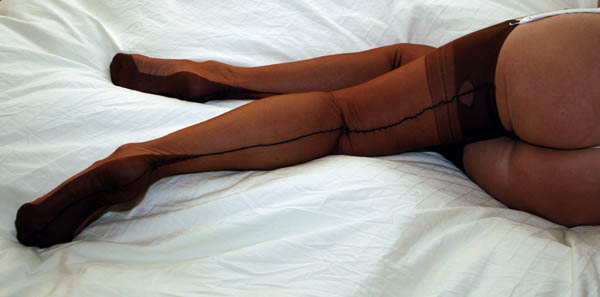 %_tempFileNameLegs&Stockings-013%